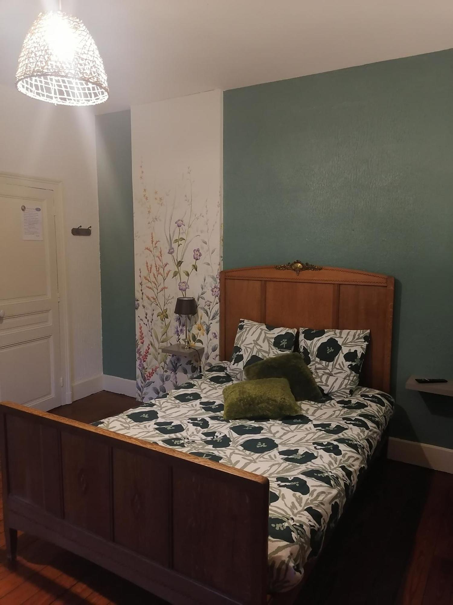 Monthermé Chez Many, Par Fred Et Henri B&B 외부 사진
